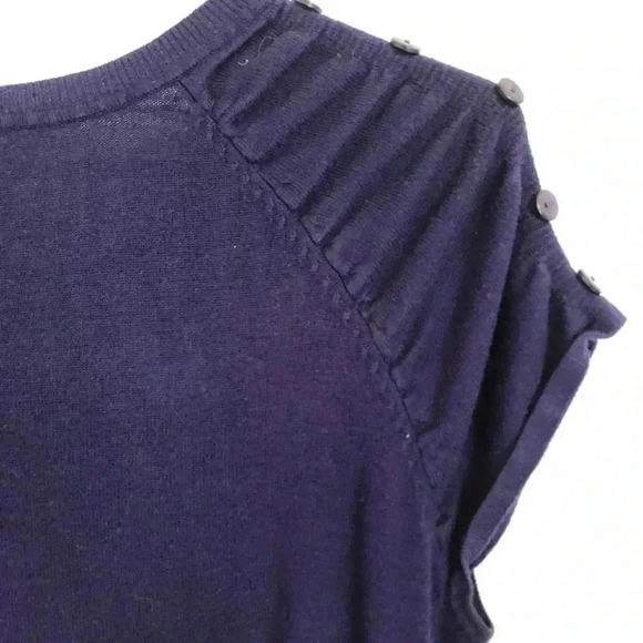 Dress Barn Short Sleeved Gathered Shirt  Medium - Picture 13 of 16